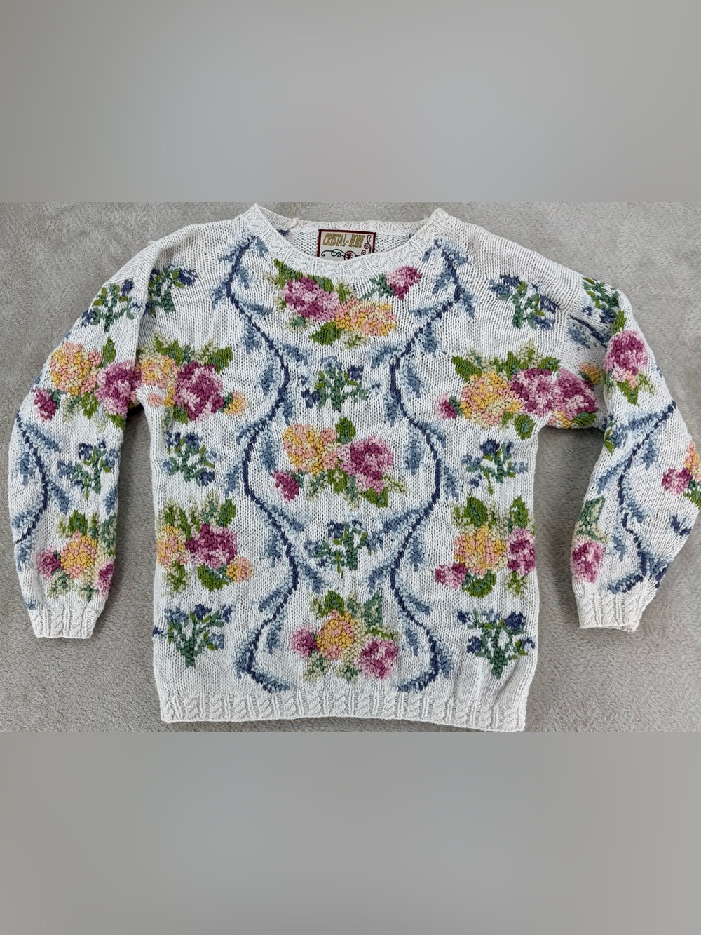 Vintage Crystal Kobe Women’s SP floral tapestry knit sweater